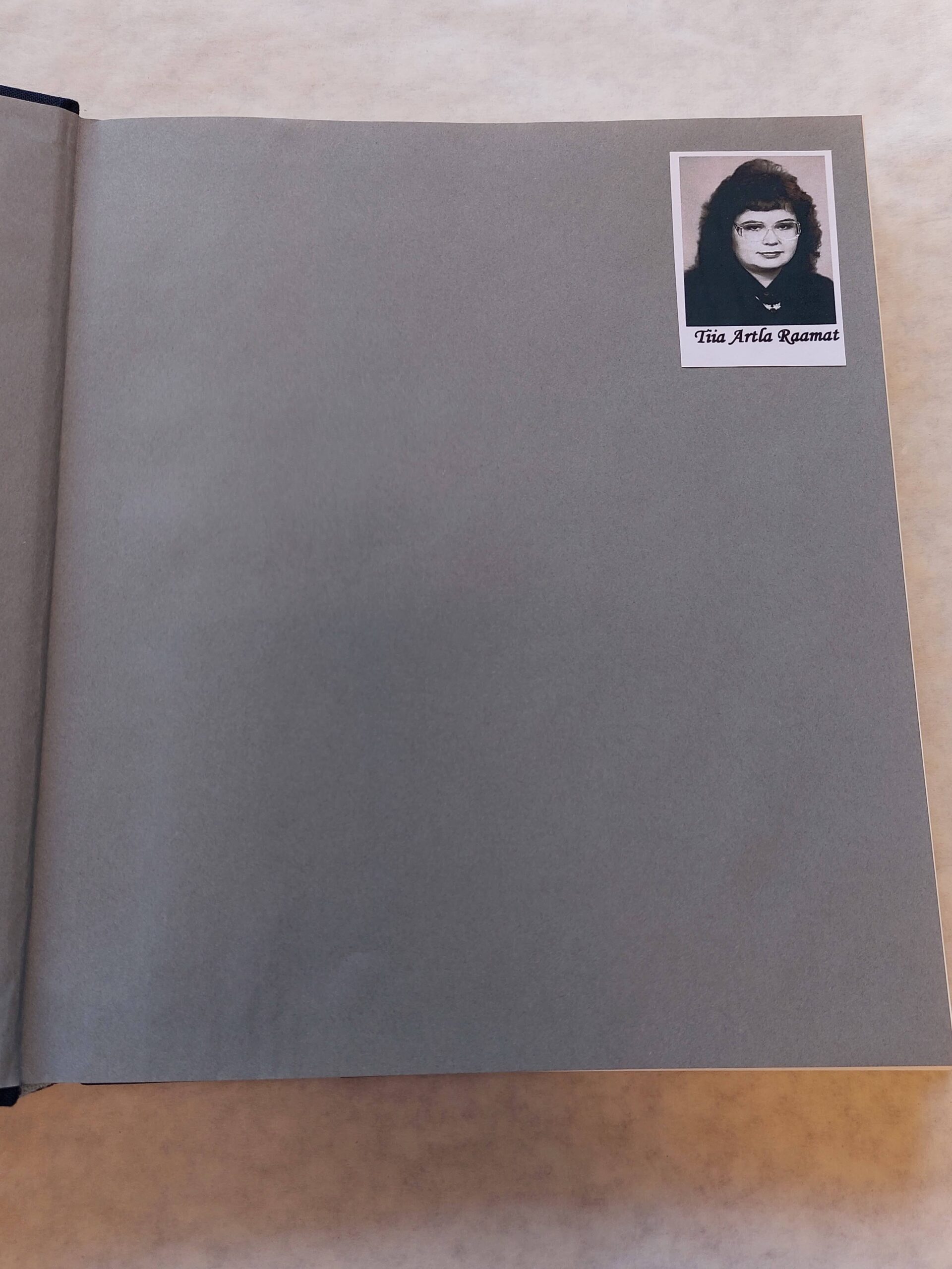 Põhjahantide rahvarõivad 20. sajandi viimasel veerandil. Folk Costumes of the Northern Khanty in the Last Quarter of the 20th Century. Edgar Saar. 2008 - Image 2