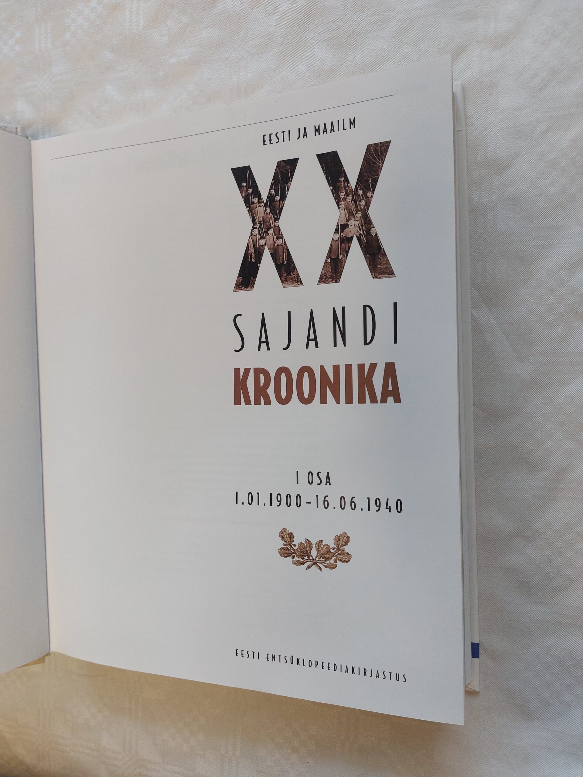 Eesti ja maailm XX sajandi kroonika. I-IV. osa. - Image 3