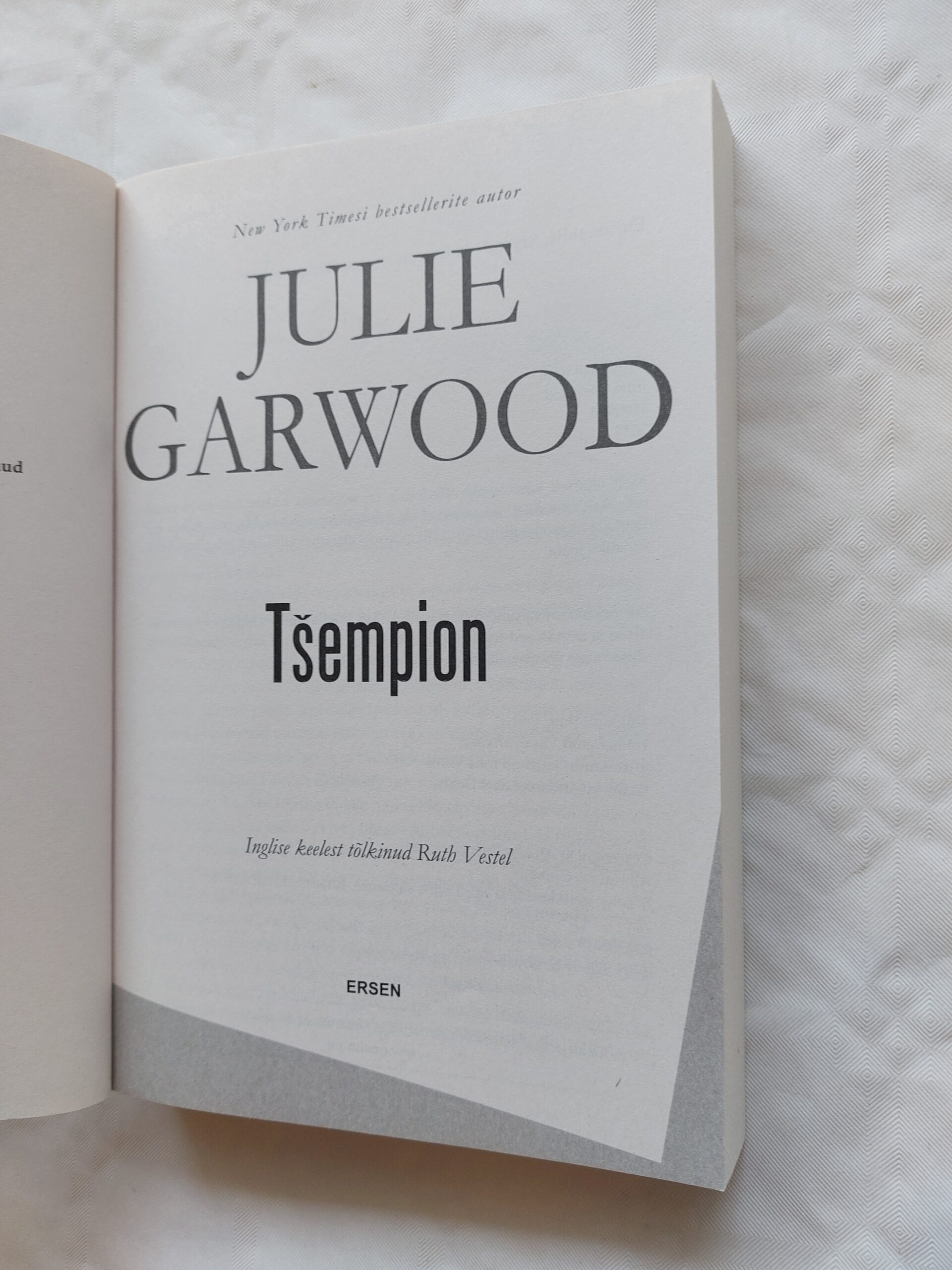 Tšempion. Julie Garwood. 2019 - Image 2