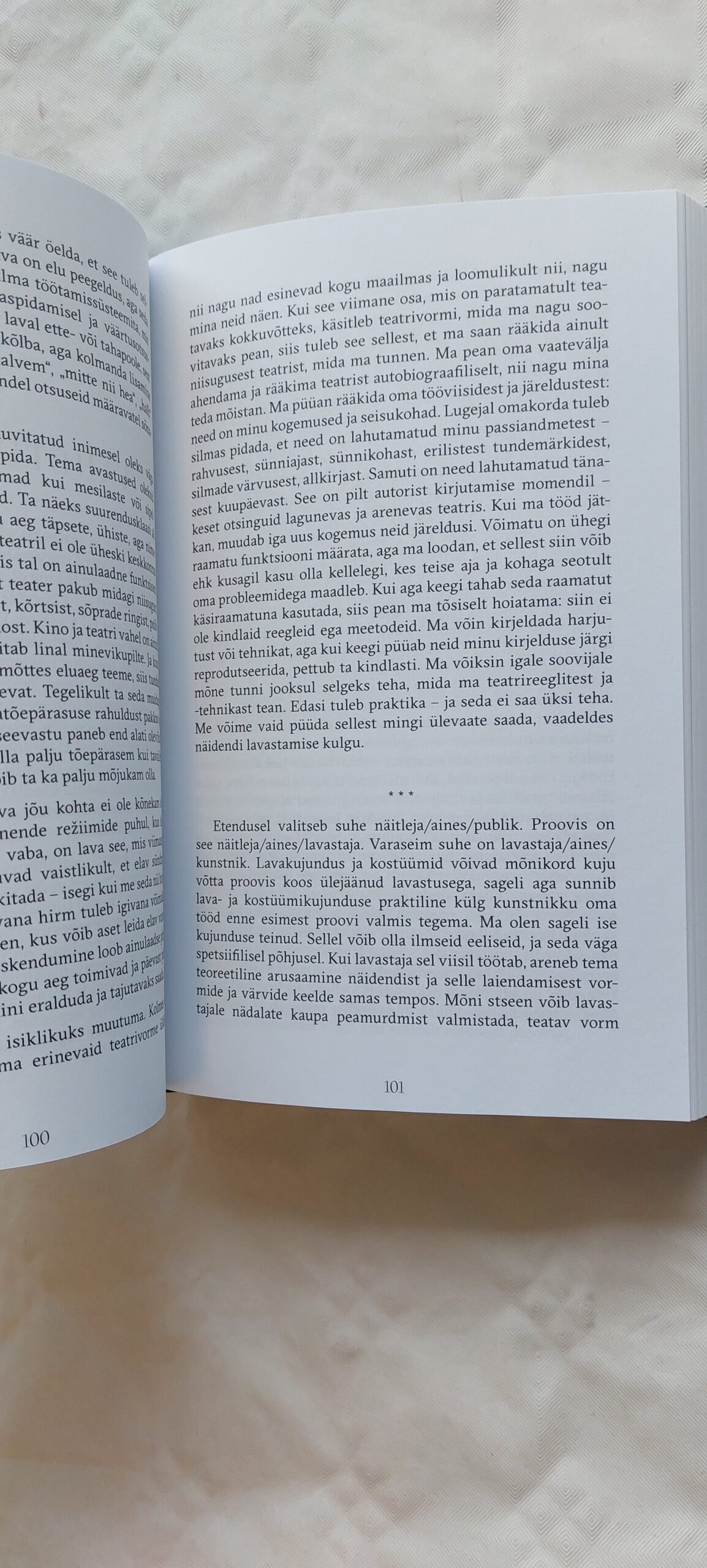 Tühi ruum. Nihkuv vaatepunkt. Keeleots. Peeter Brook. 2001 - Image 5