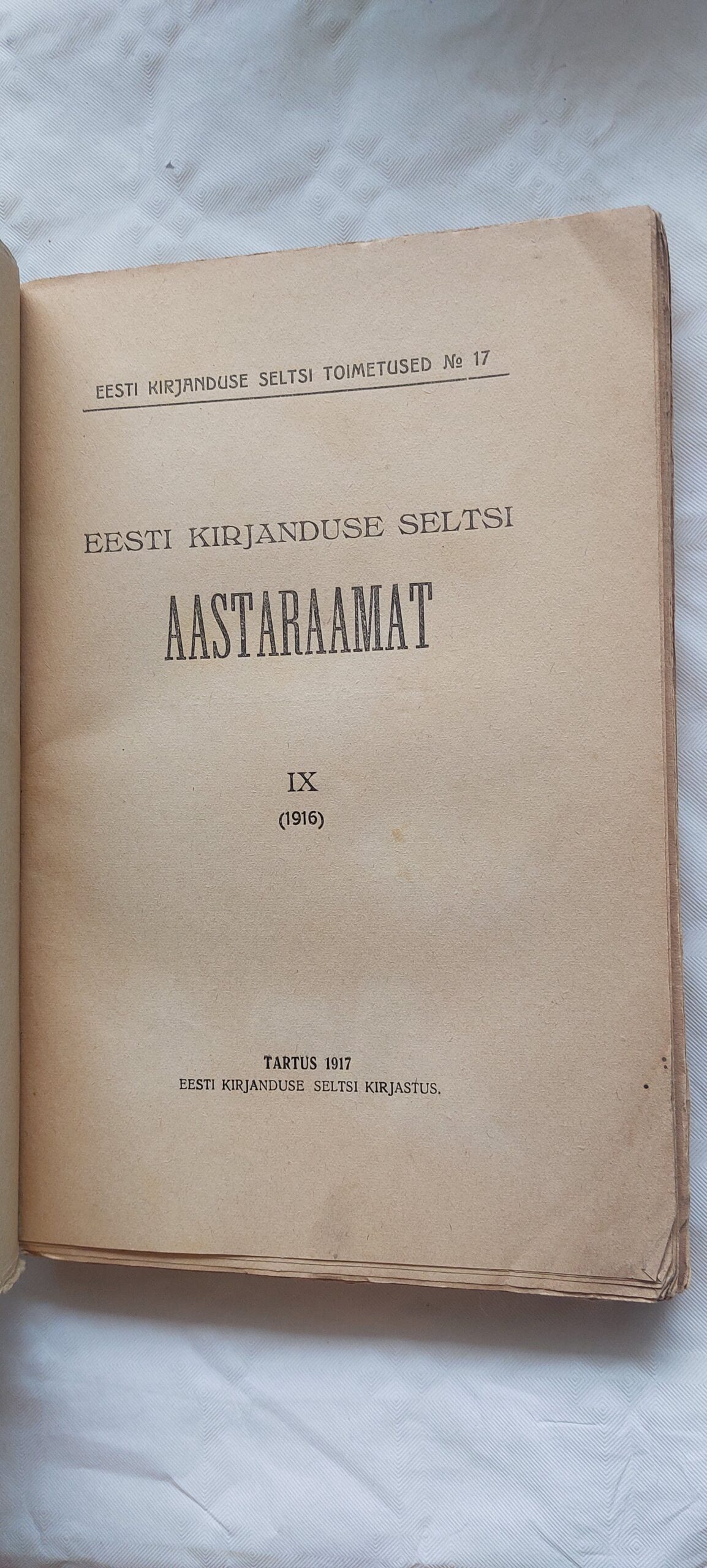 Eesti kirjanduse seltsi aastaraamat IX (1916). - Image 2