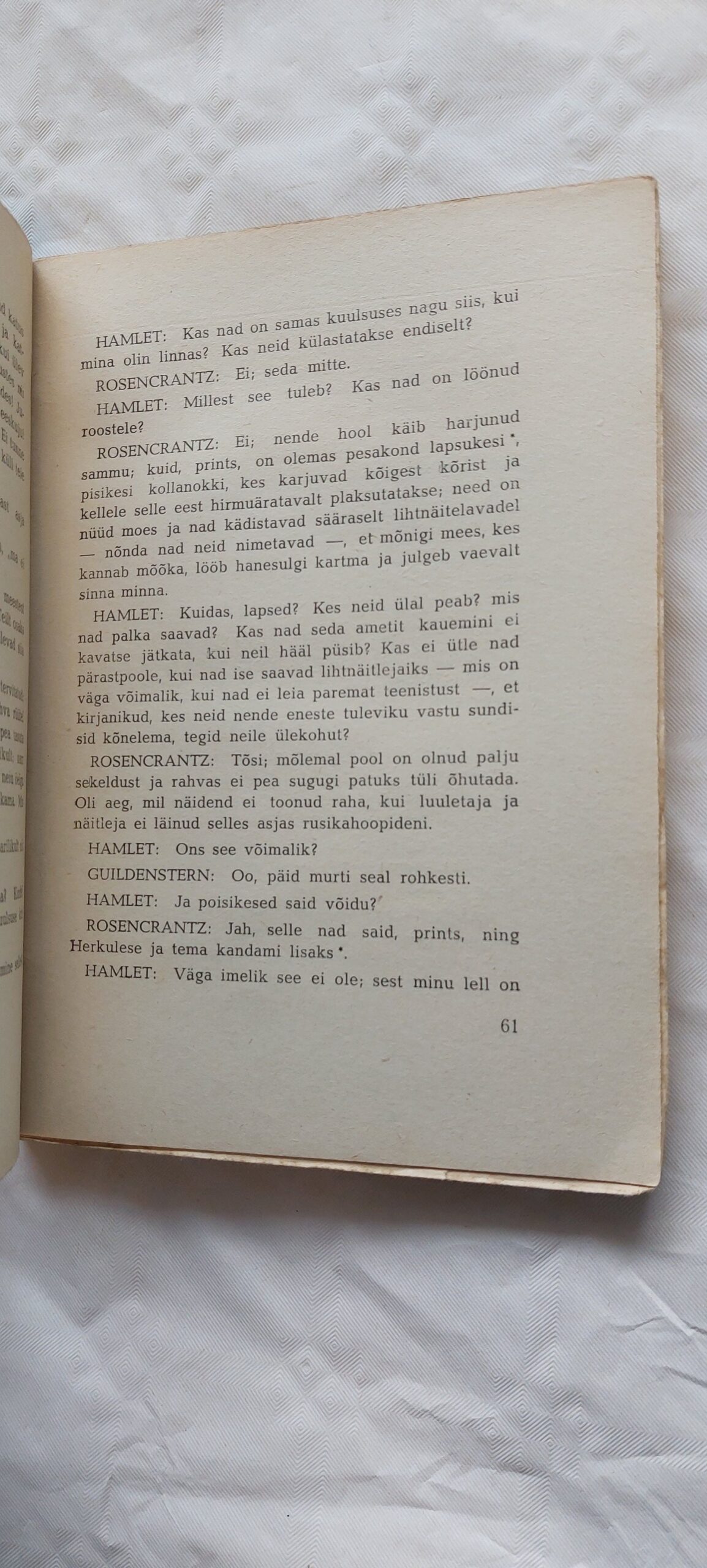 Taani prints Hamlet. Shakespeare. 1946 - Image 4