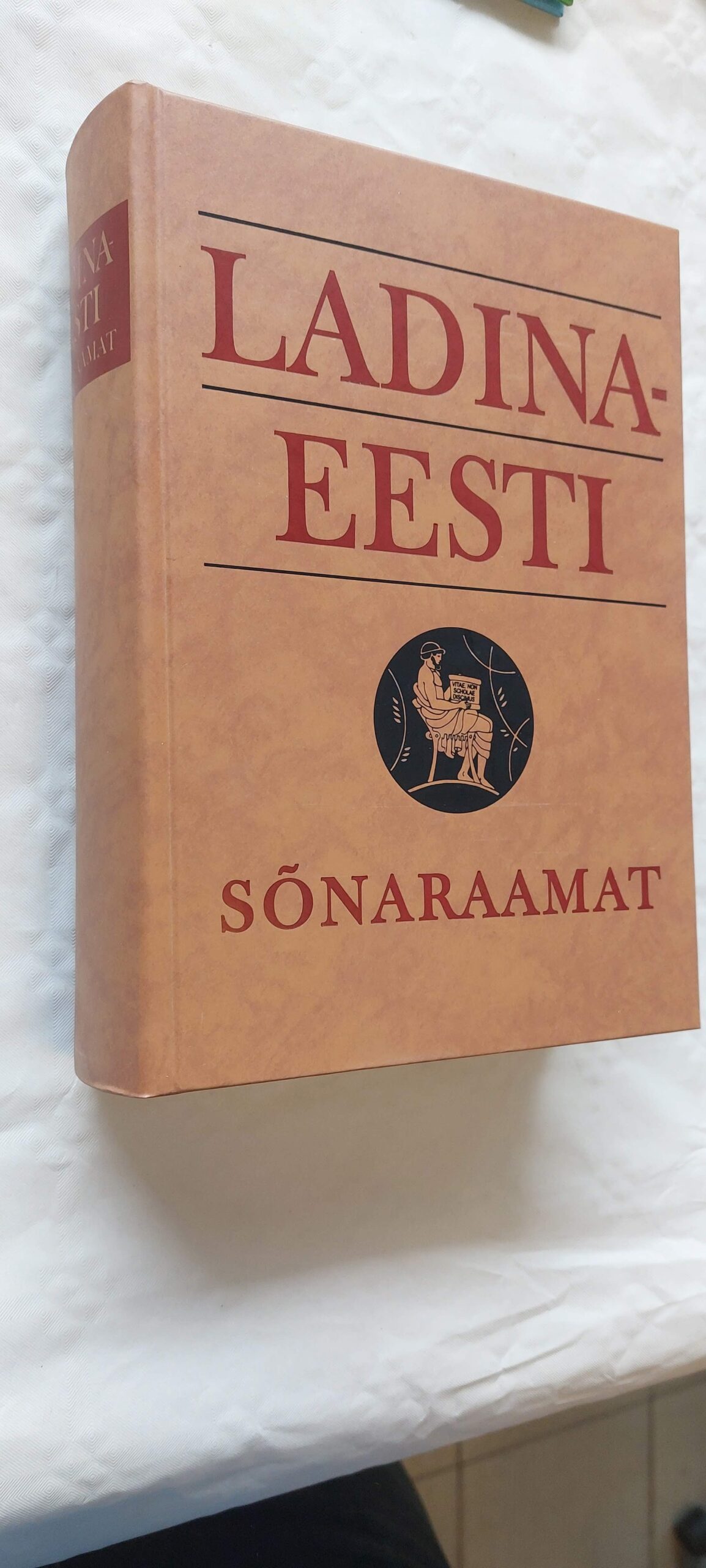 Ladina - Eesti sõnaraamat. 2002