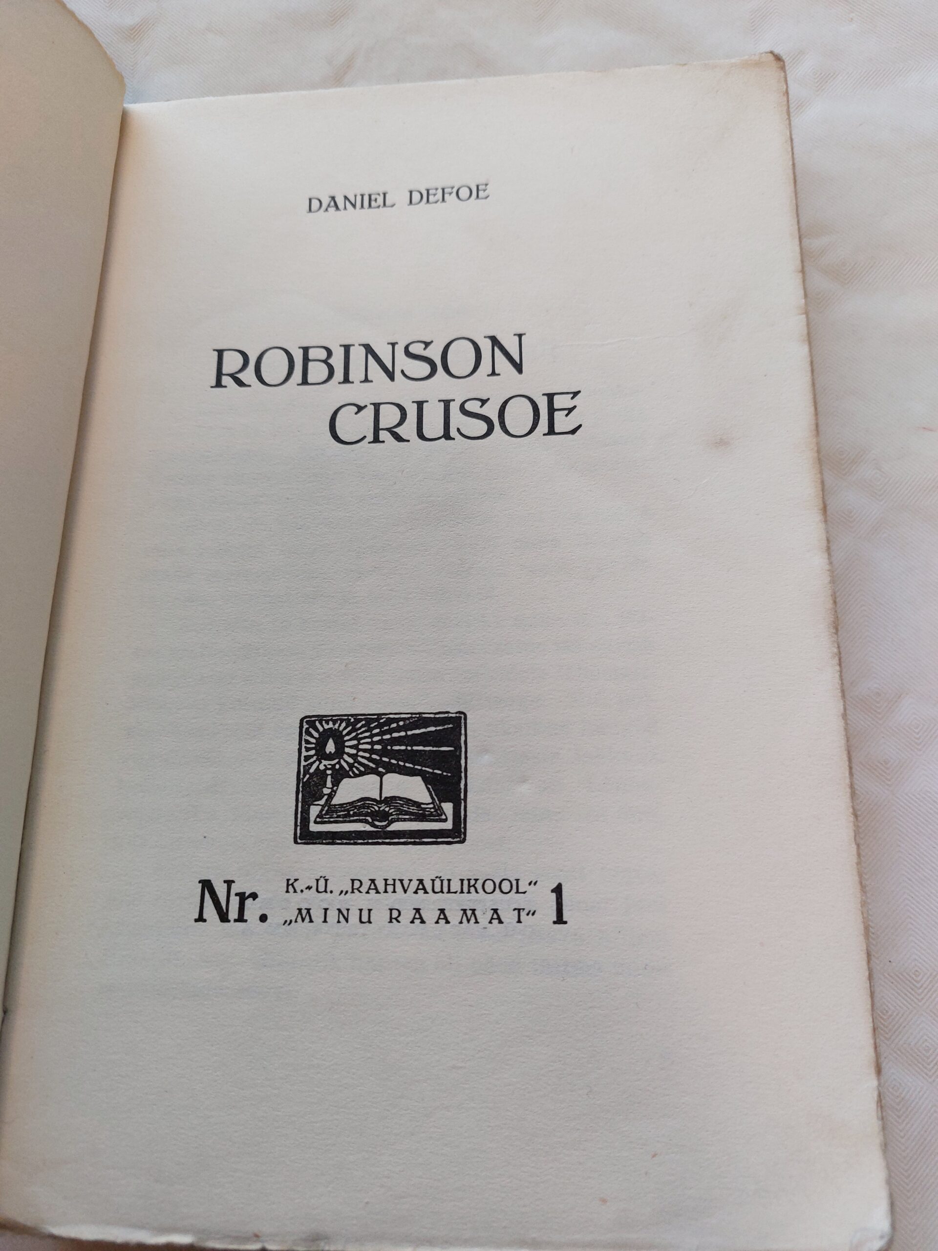 Robinson Crusoe. D. Defoe. 1936 - Image 2