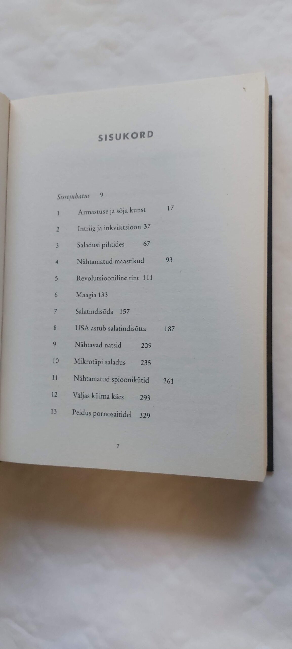 Vangid, armastajad ja spioonid. Kristie Macrakis. 2015 - Image 3