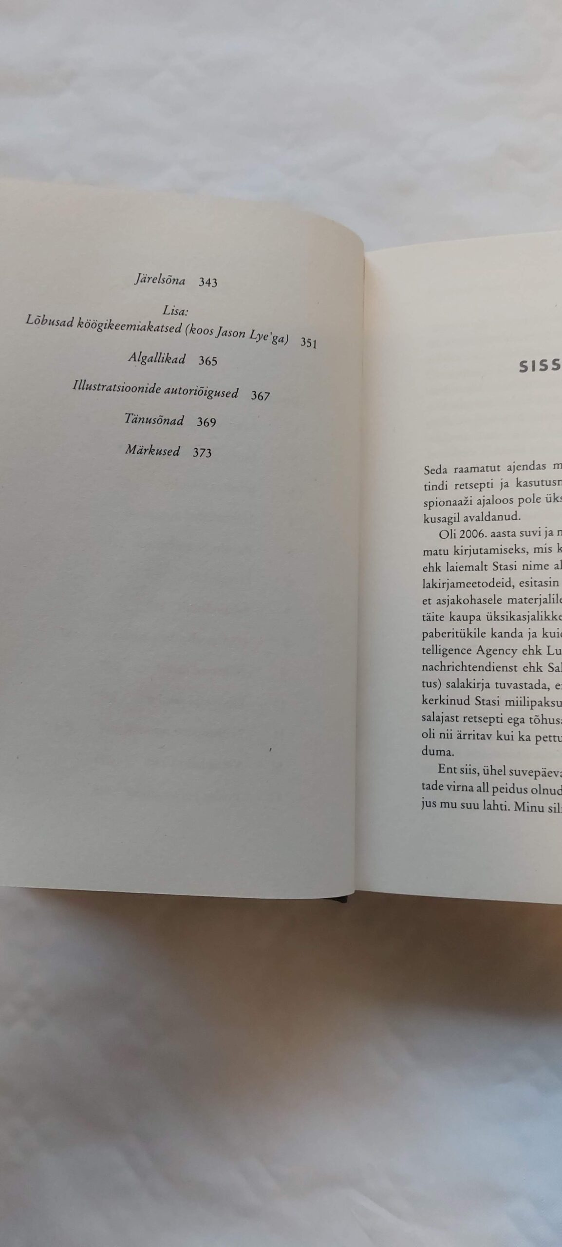 Vangid, armastajad ja spioonid. Kristie Macrakis. 2015 - Image 4