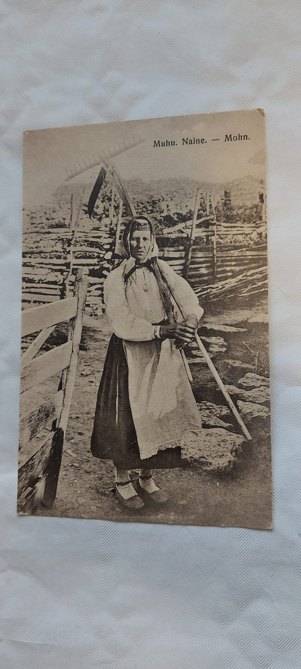 EV AEGNE POSTKAART. MUHU. NAINE. -MOHN.