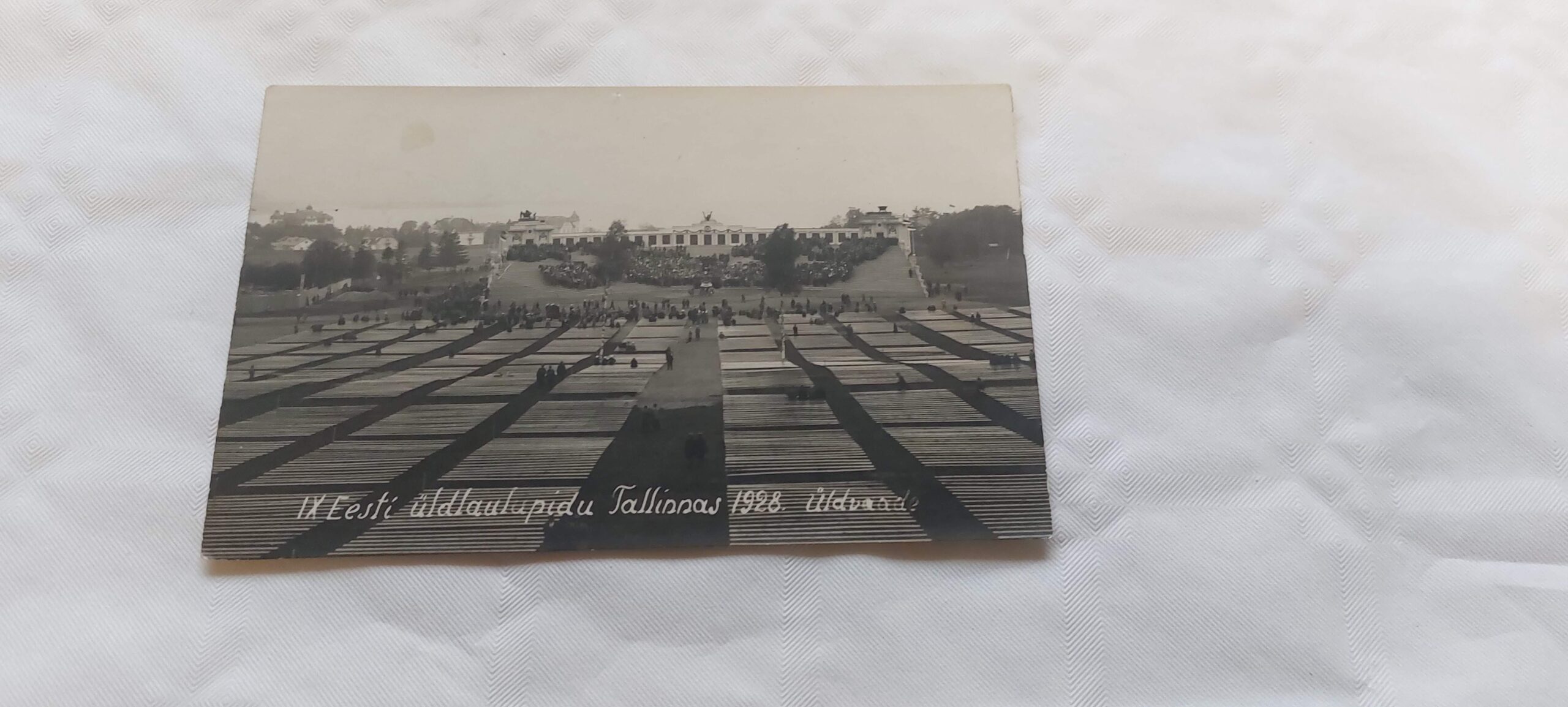 EV AEGNE POSTKAART. IX EESTI ÜLDLAULUPIDU TALLINNAS 1928 ÜLDVAADE.