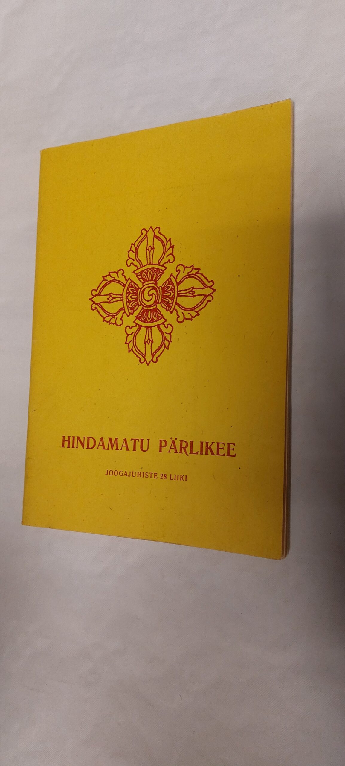Hindamatu pärlikee. Joogajuhiste 28 liiki. 1990
