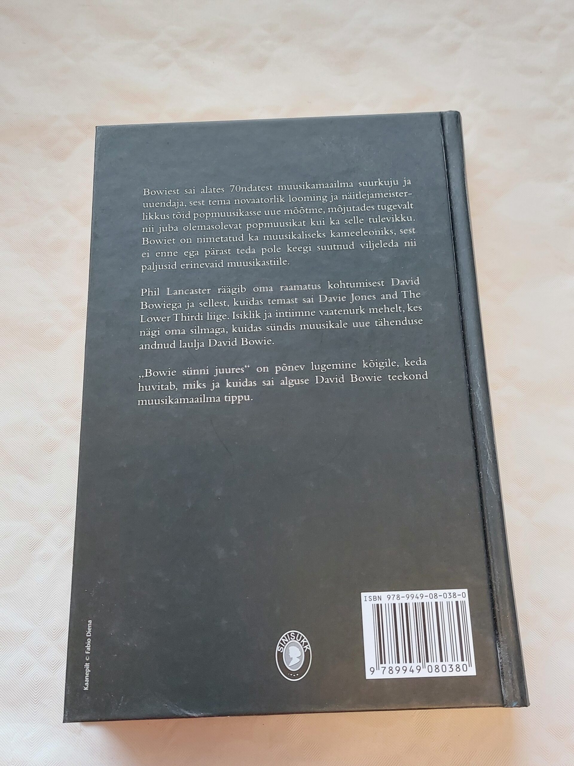 Bowie sünni juures. Elu mehega, kellest sai legend. Phil Lancaster. 2020 - Image 5