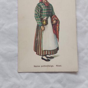 EW AEGNE POSTKAART. NAINE POTTMÜTSIGA. NISSI.
