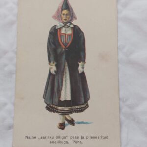EW AEGNE POSTKAART. NAINE "SARILIKU ÜLLIGA" PEAS JA PLISSEERITUD SEELIKUGA. PÜHA.