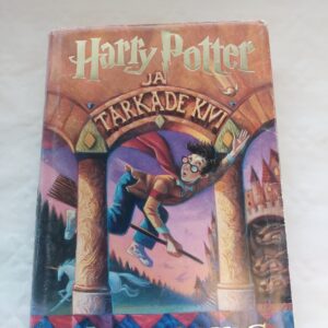 Harry Potter ja tarkade kivi. J. K. Rowling. 2000