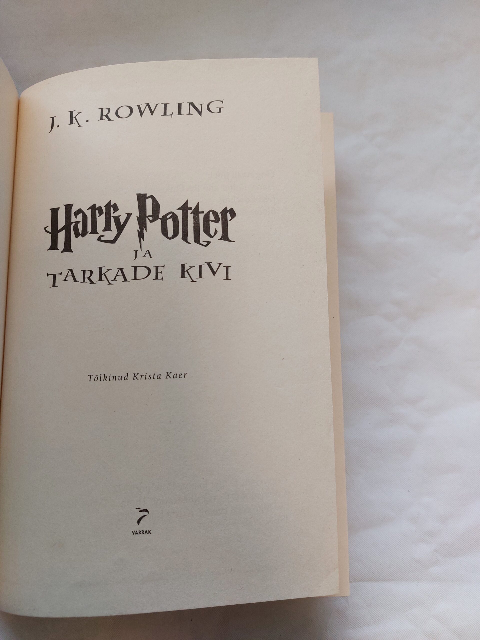 Harry Potter ja tarkade kivi. J. K. Rowling. 2000 - Image 2