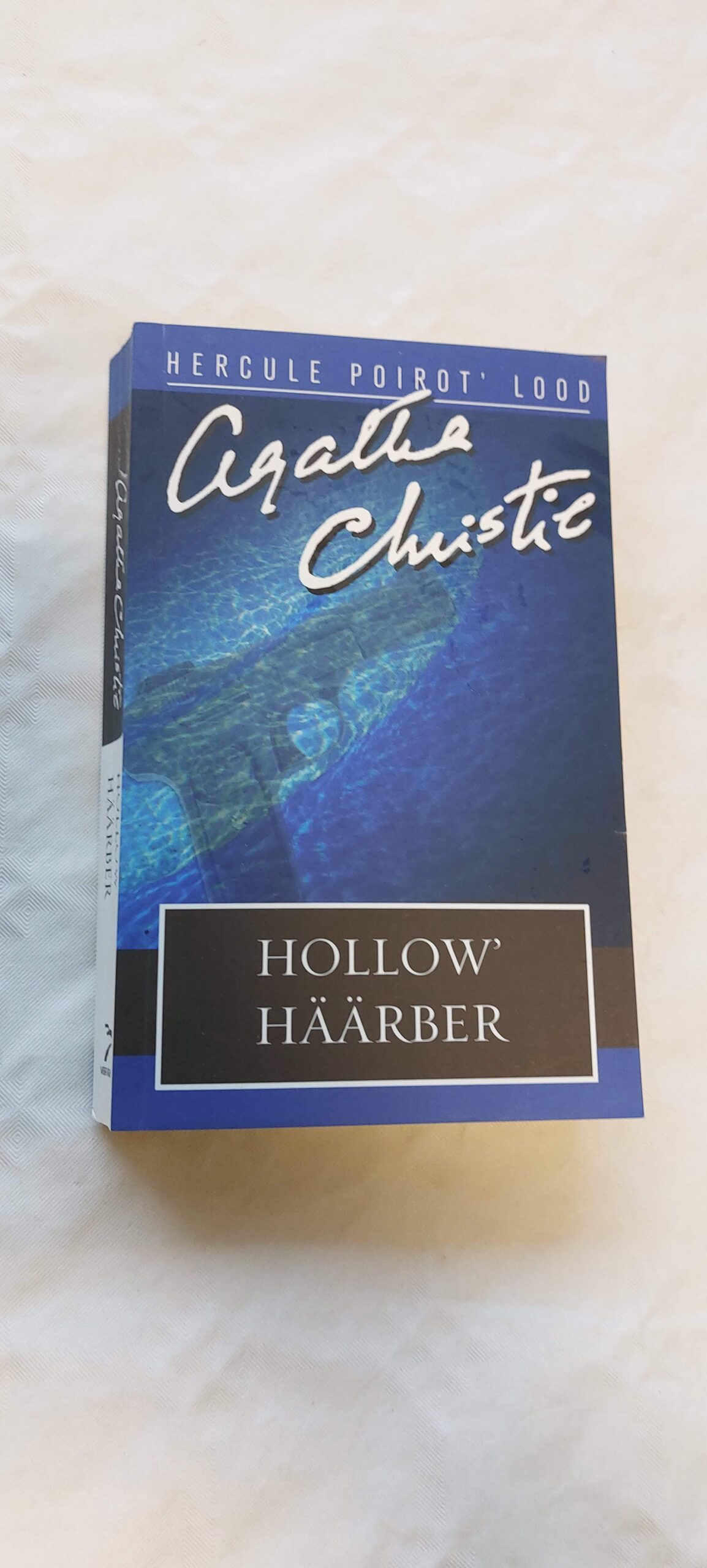 Hollow` häärber. Agatha Christie. 2009