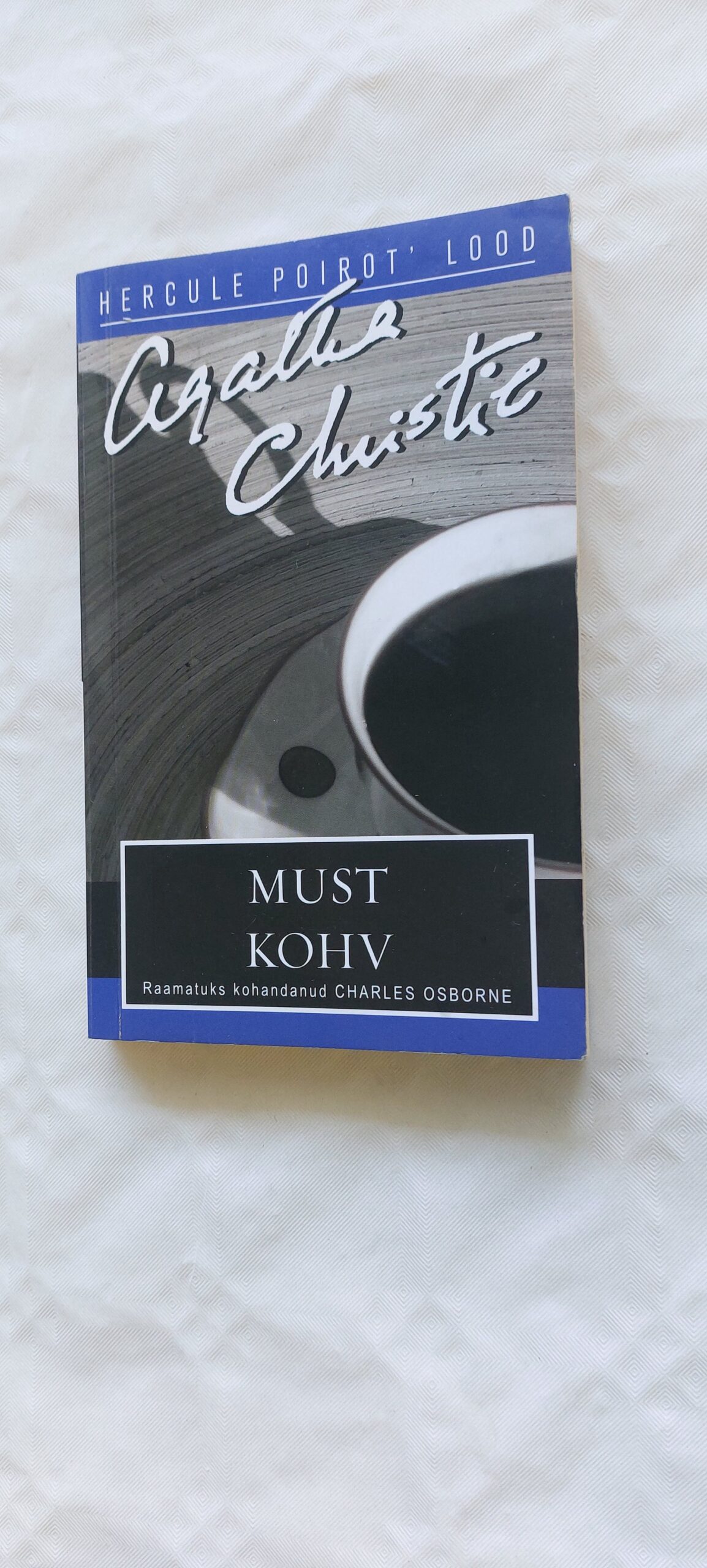 Must kohv. Agatha Christie. 2007
