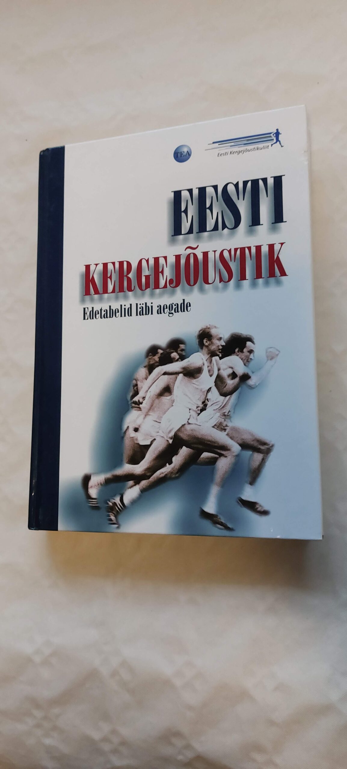 Eesti kergejõustik. Edetabelid läbi aegade. 2004