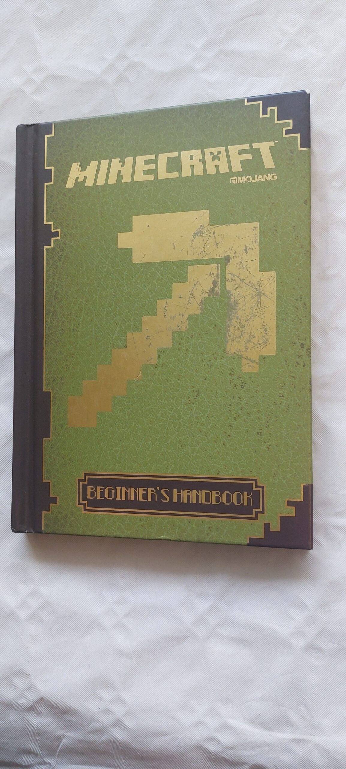 Minecraft. Beginner`s handbook. Egmont.