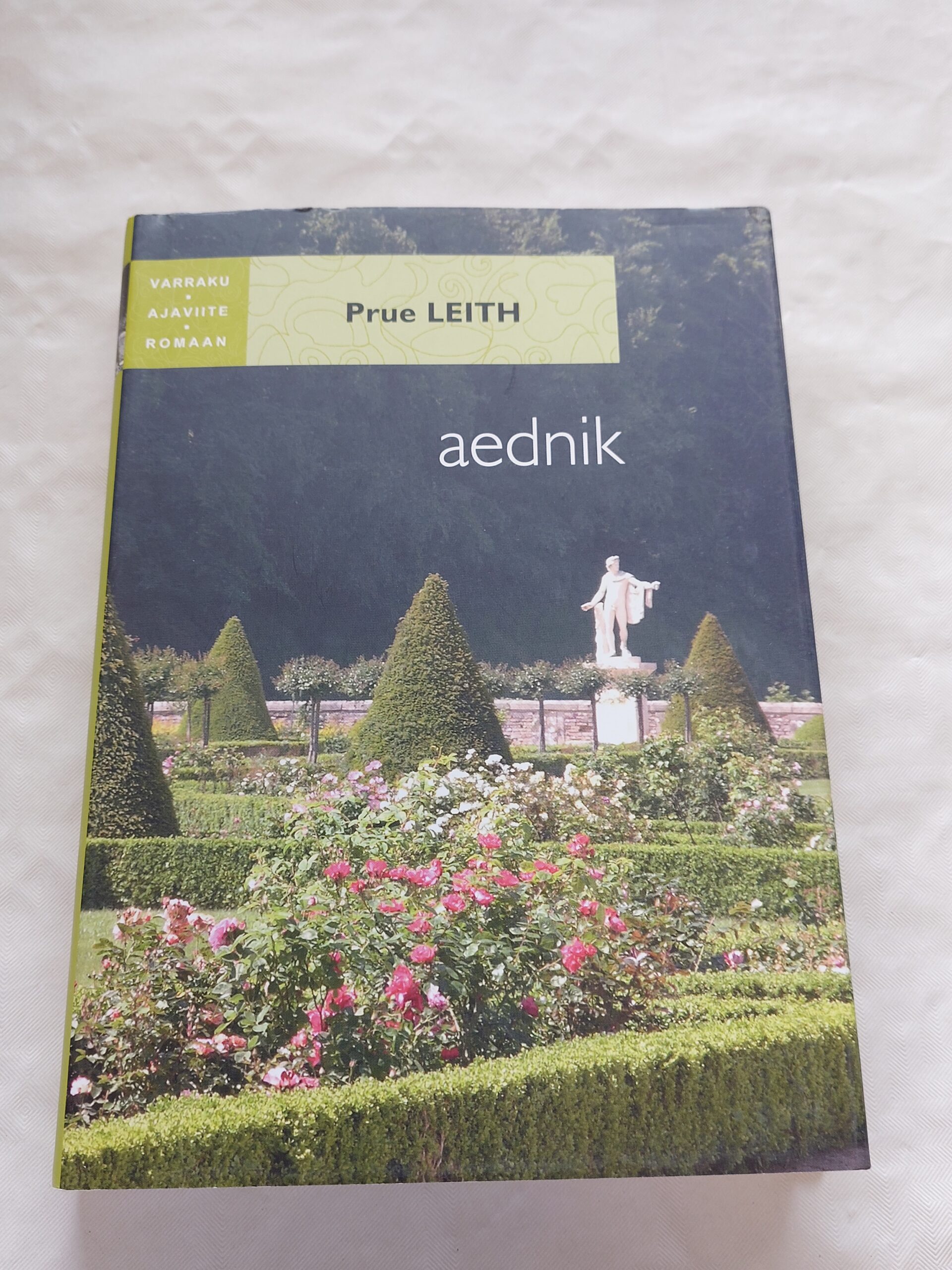 Aednik. Prue Leith. 2012