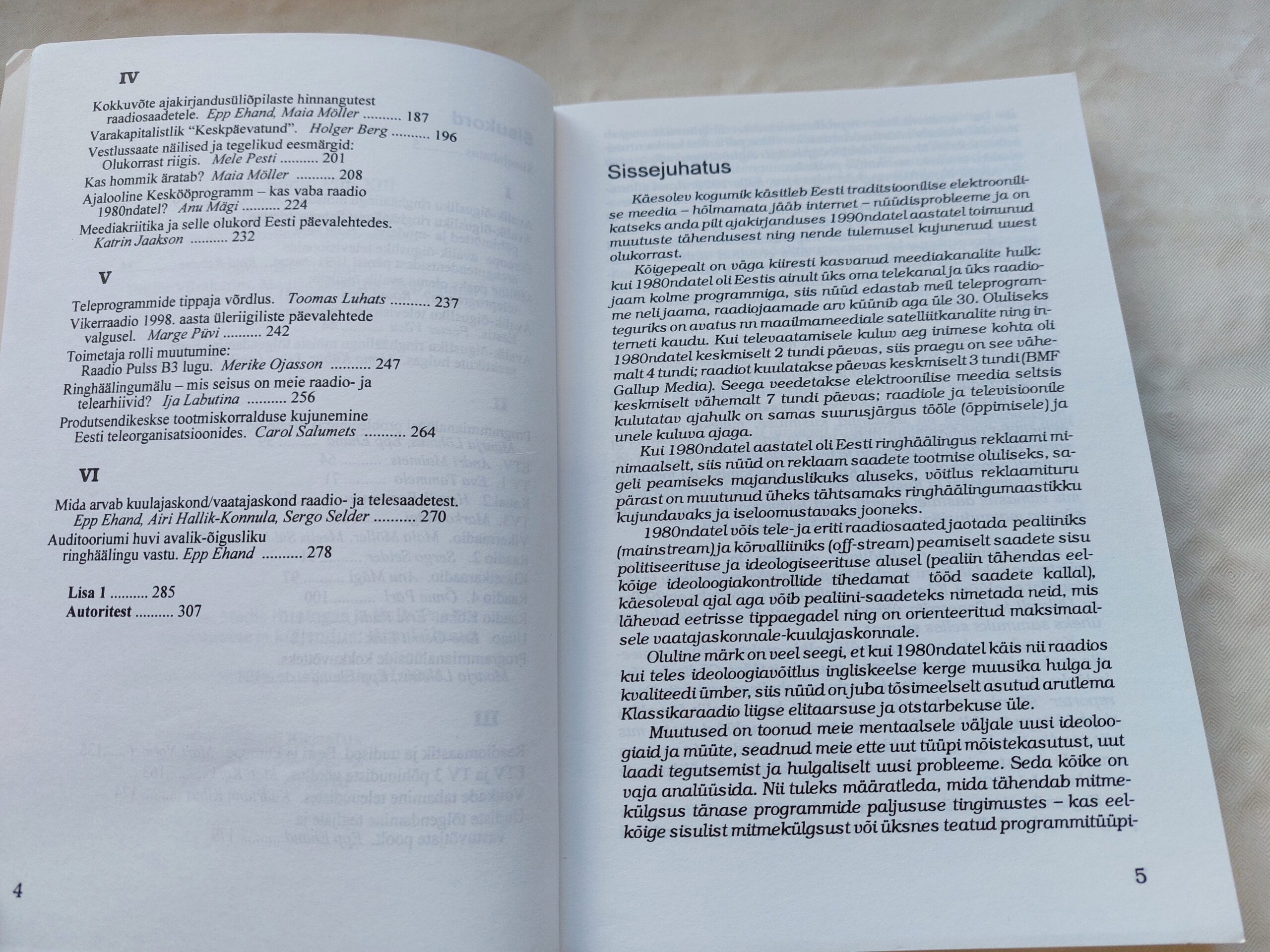 Avalik-õiguslik ringhääling Eestis. Maarja Lõhmus, Epp Ehand. 2001 - Pilt 4