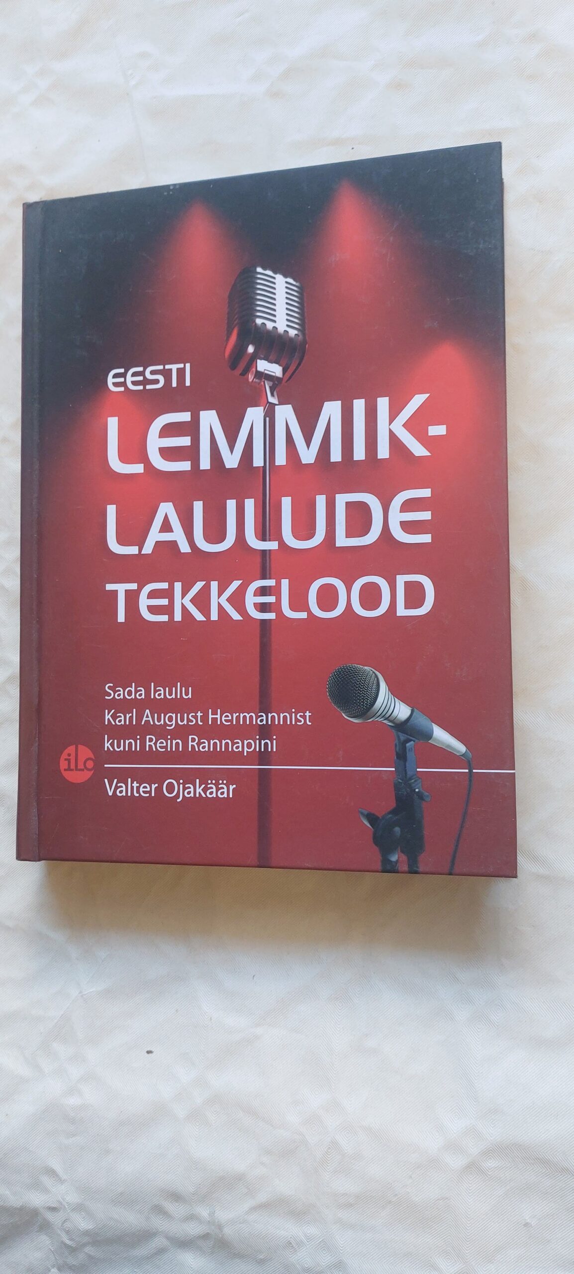 Eesti lemmiklaulude tekkelood. Valter Ojakäär. 2012