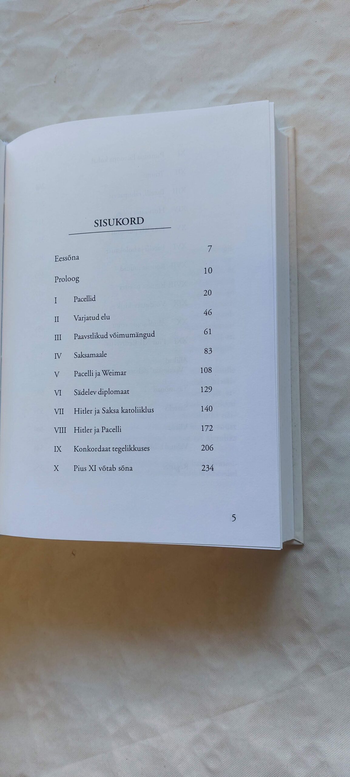 Hitleri paavst. John Cronwell. 2006 - Pilt 3