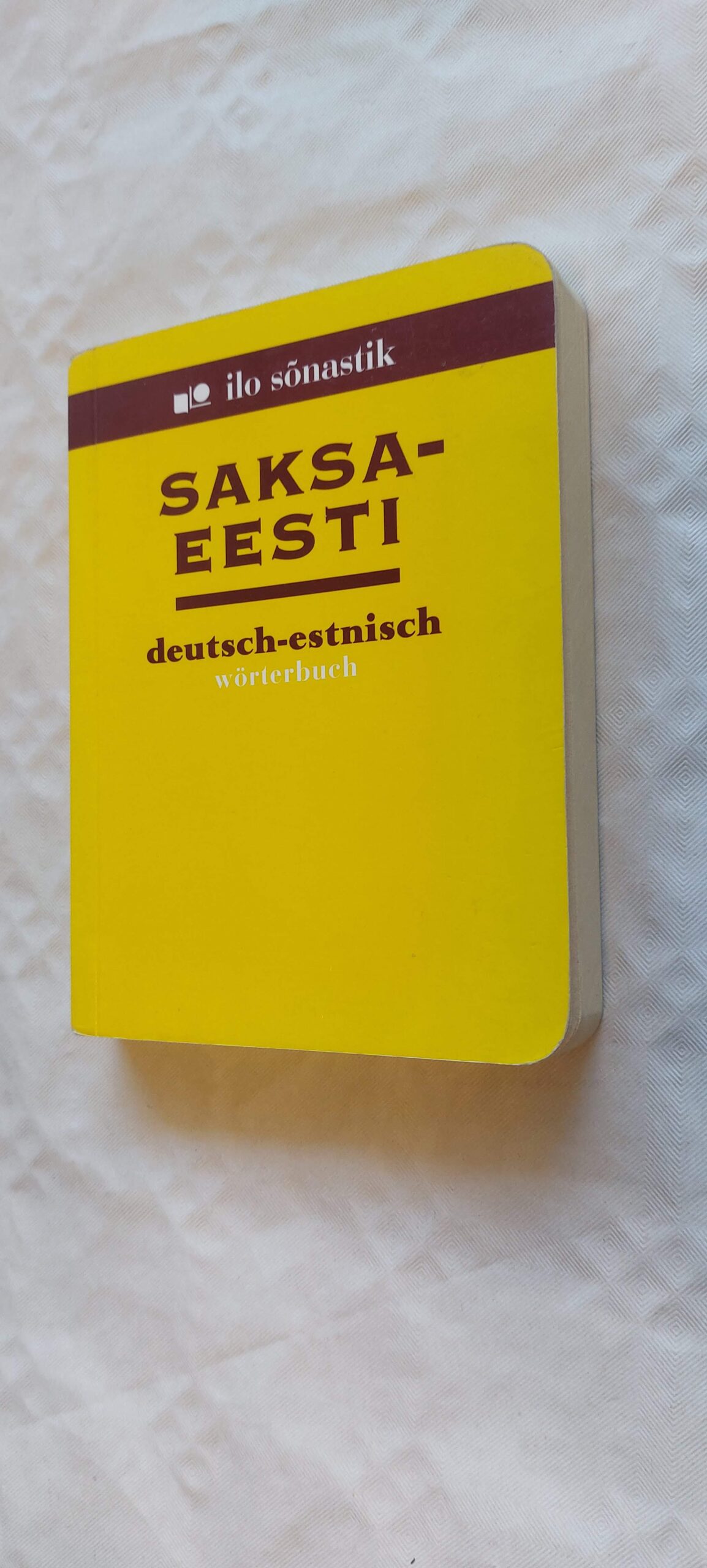 Ilo sõnastik. Saksa-Eesti. Deutsch-Estnisch. 2002
