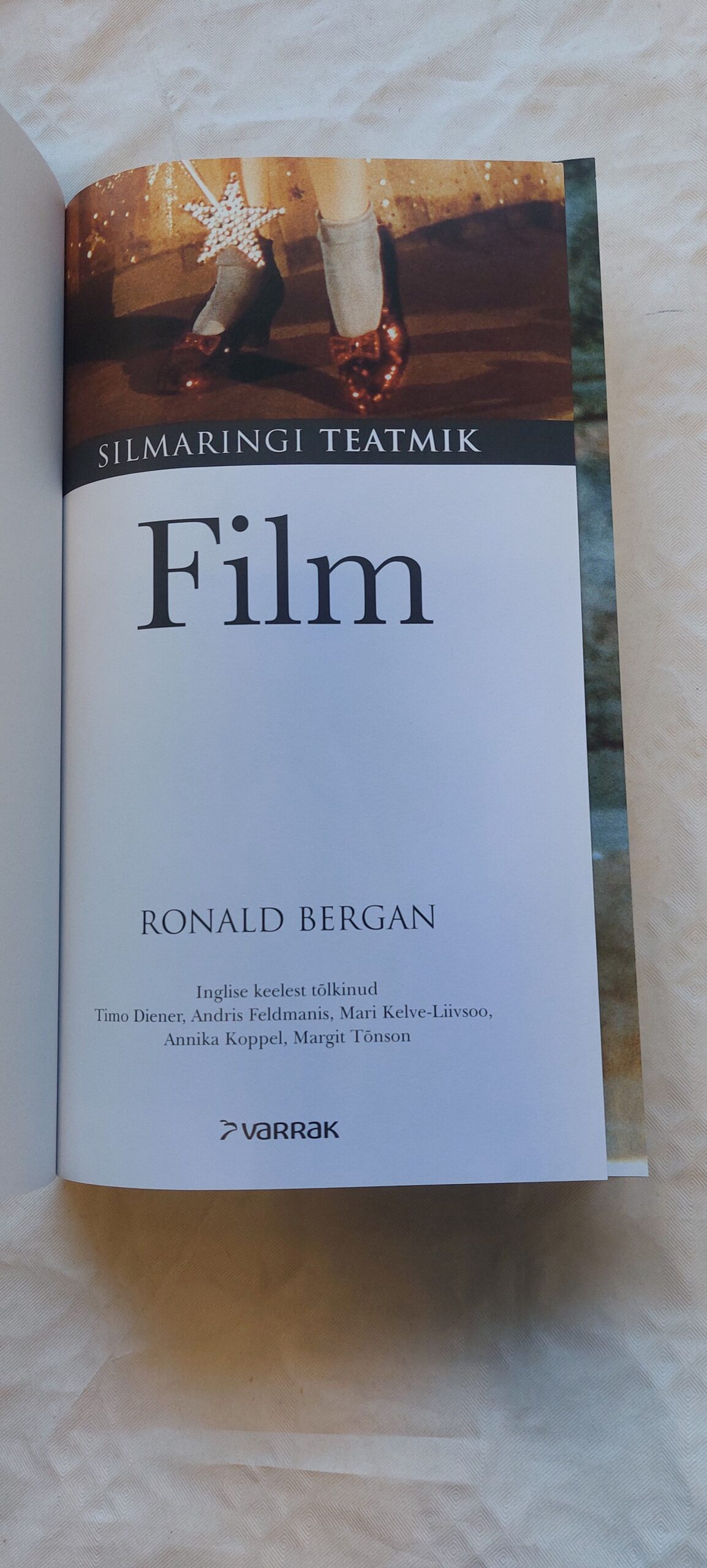 Silmaringi teatmik. Film. Ronald Bergan. 2008 - Pilt 2