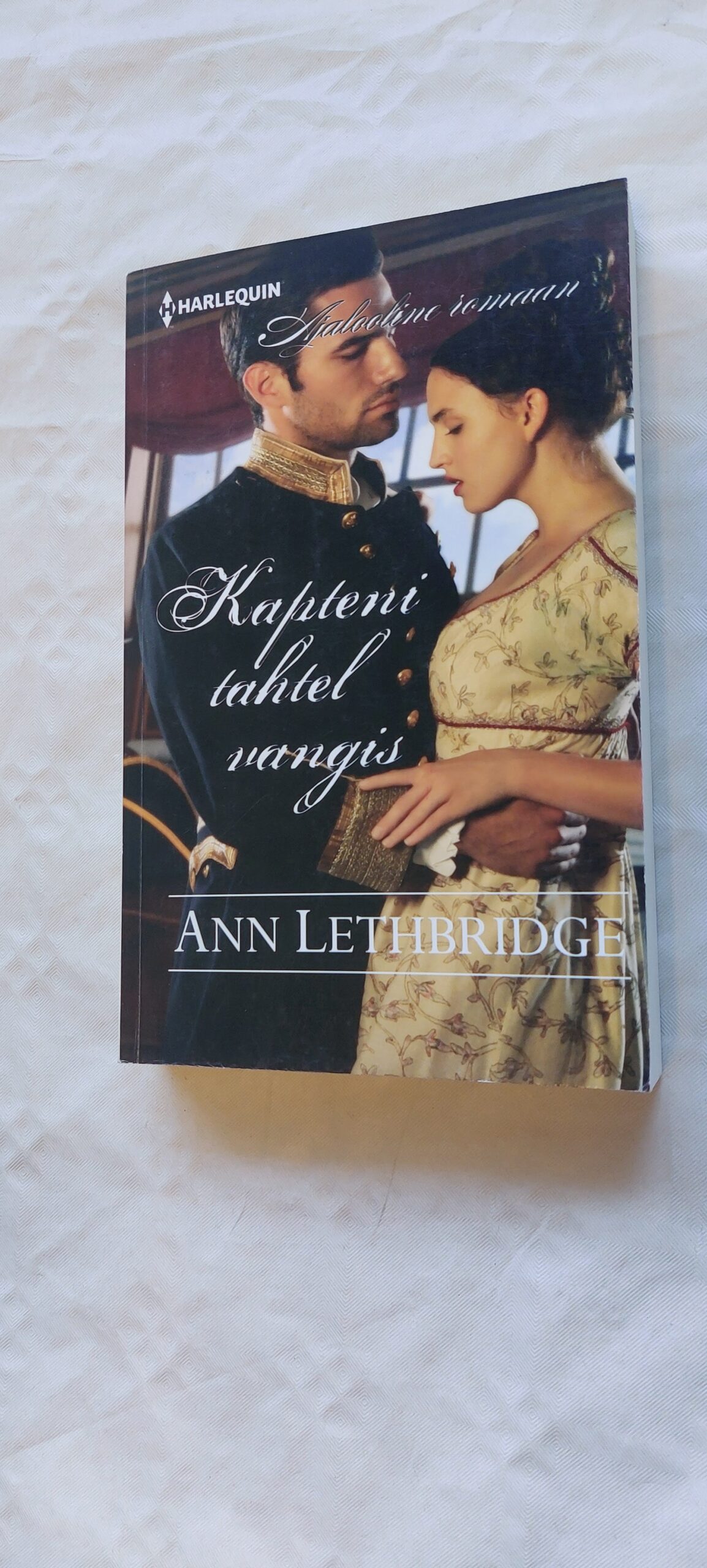 Kapteni tahtel vangis. Ann Lethbridges. 2013